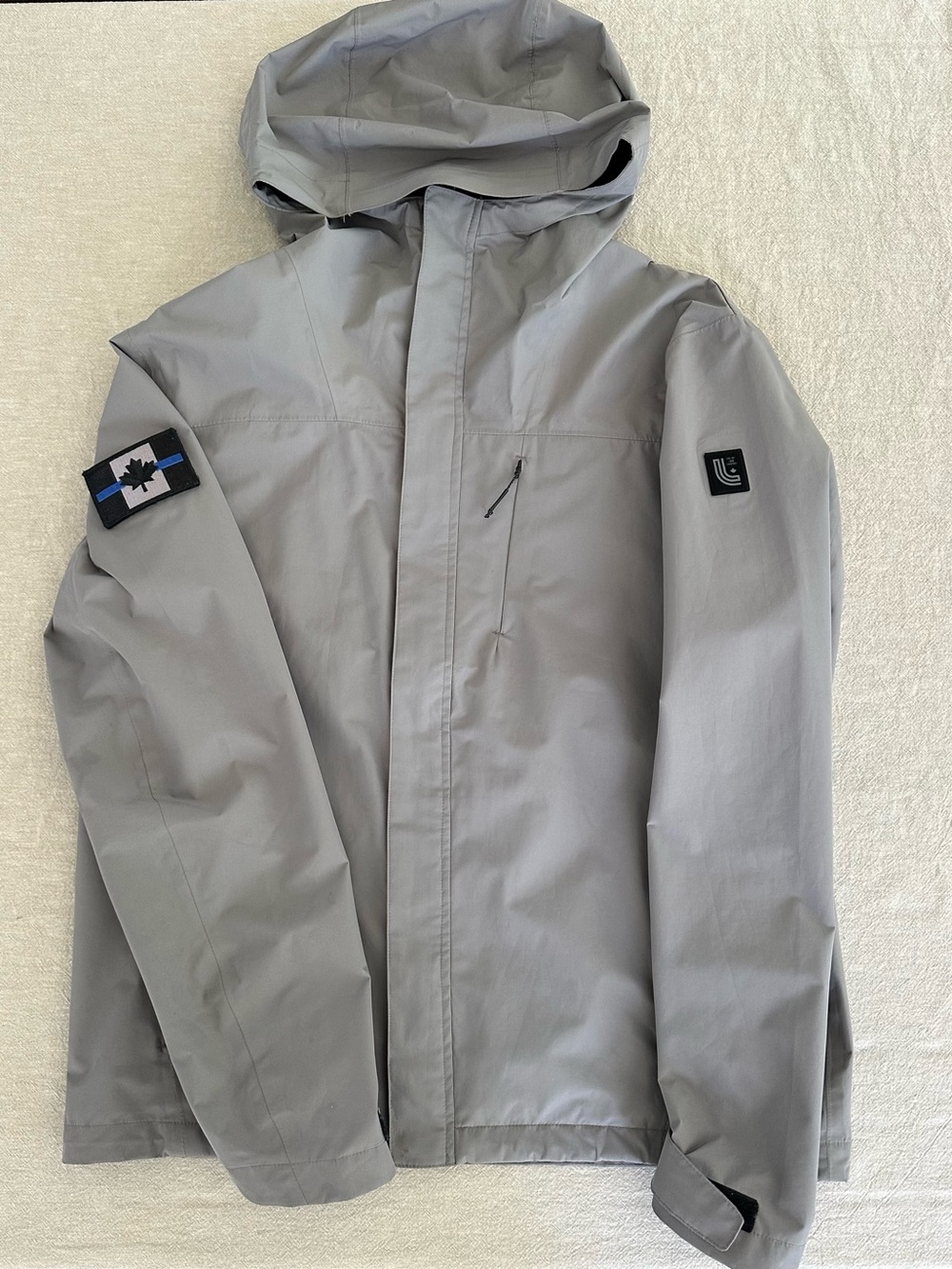 Lole Men's Light Gray Hooded Windbreaker Jacket